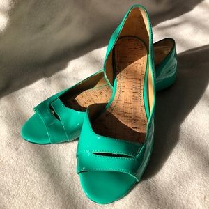 Nine West Open Toe Flats
